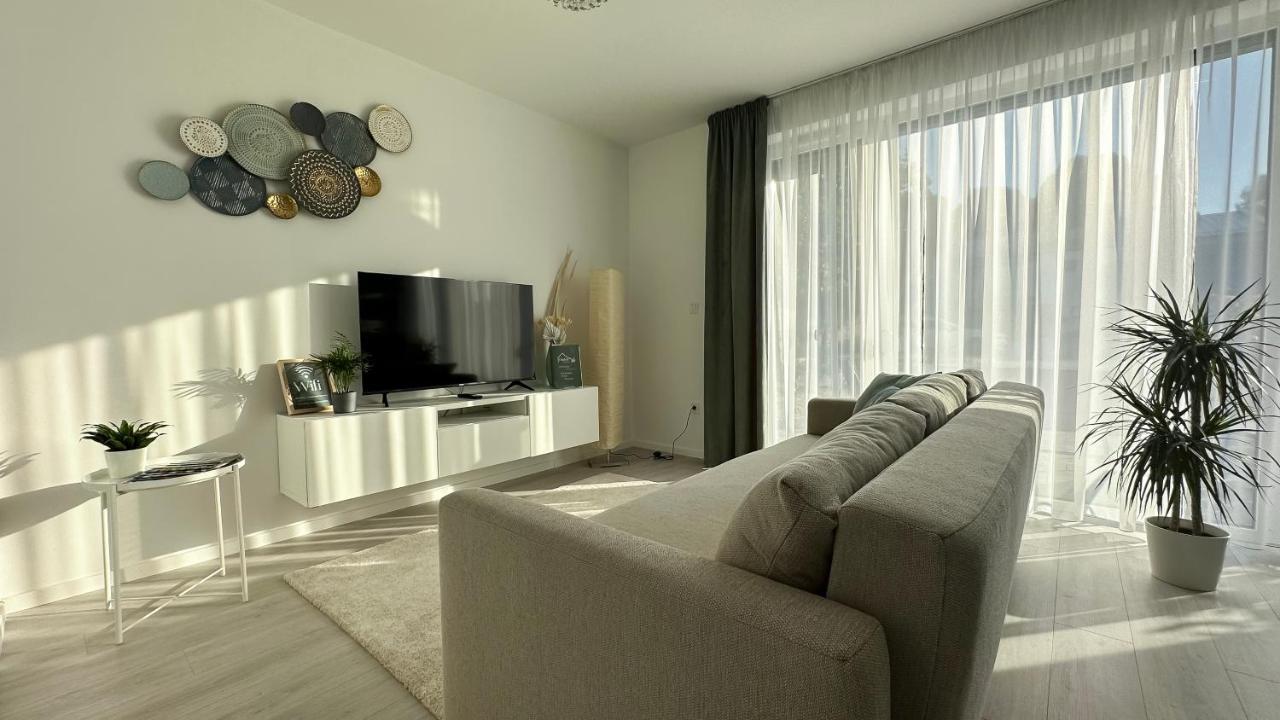 Linden Apartman 001 - Adults Only Mosonmagyarovar